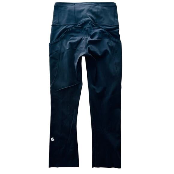 Lululemon Fast & Free Crop II *Nulux 19" Black Size 2 Reflective Run Gym Workout - Picture 4 of 6